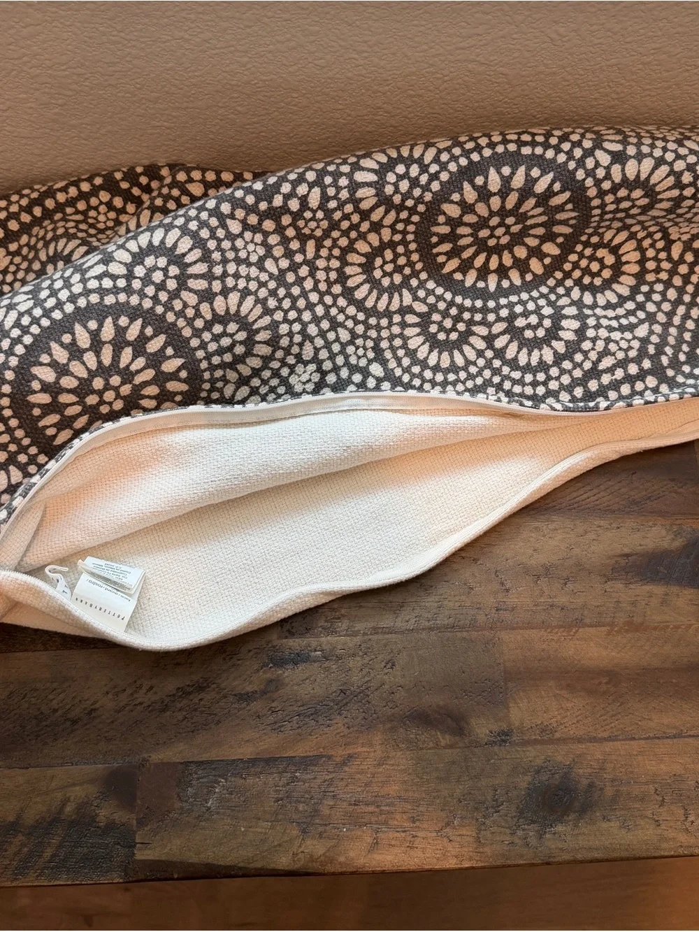 Pottery Barn Moroccan Mosaic Medallion Print Size 22 x 22 Pillow Sham Only